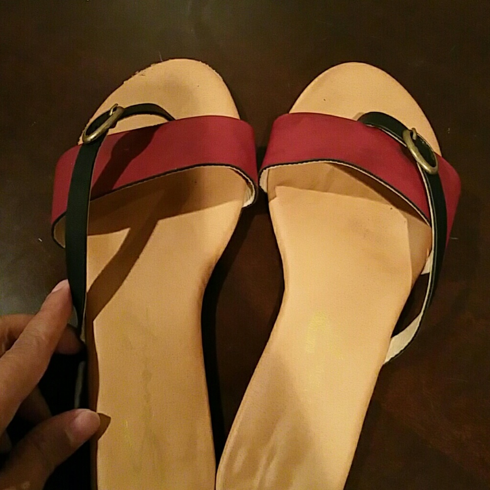 Womens sandals